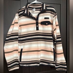 Cinch half button pull over